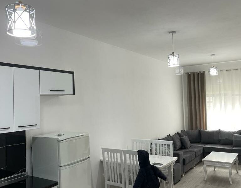 Shitet apartament 1+1 Kompleksi Mangalem Ali Demi